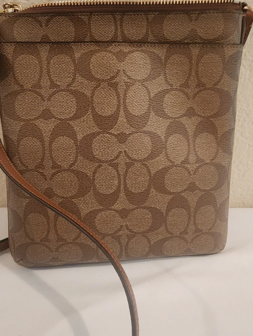 Authentic Coach Signature Canvas North/South Crossbody Bag (F35940)